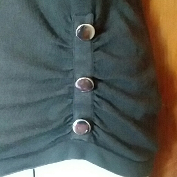 Cap sleeved Sweater tee Size Medium - Picture 3 of 3